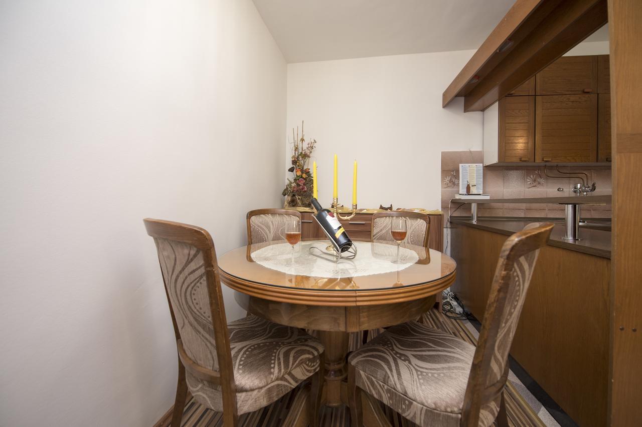 Apartment D&A สปลิท ภายนอก รูปภาพ