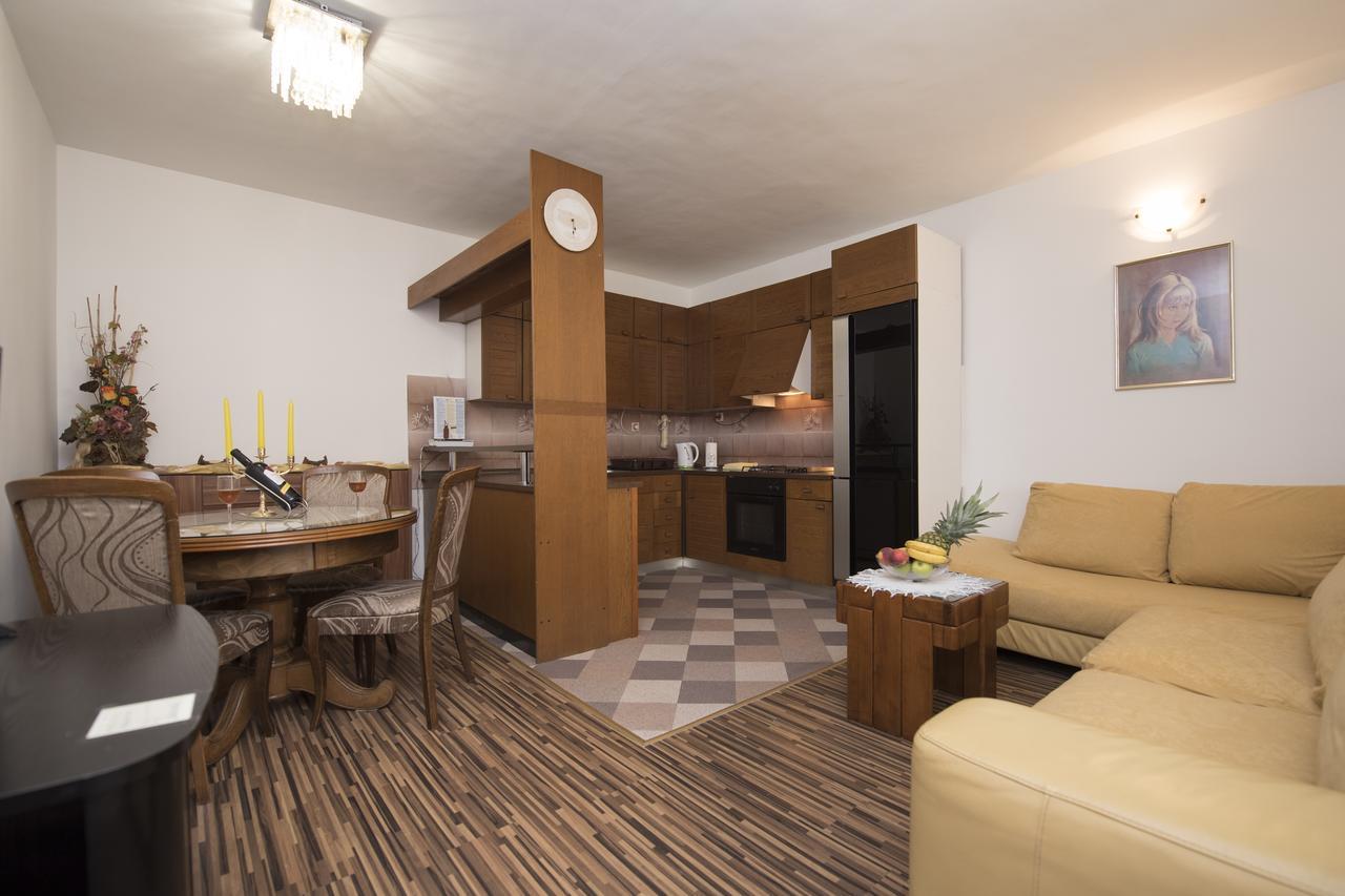 Apartment D&A สปลิท ภายนอก รูปภาพ