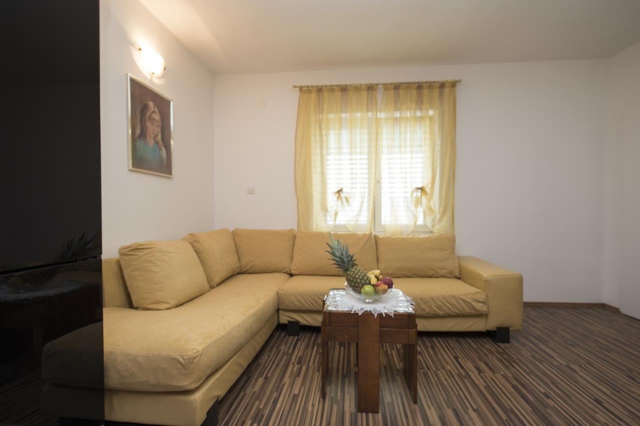 Apartment D&A สปลิท ภายนอก รูปภาพ
