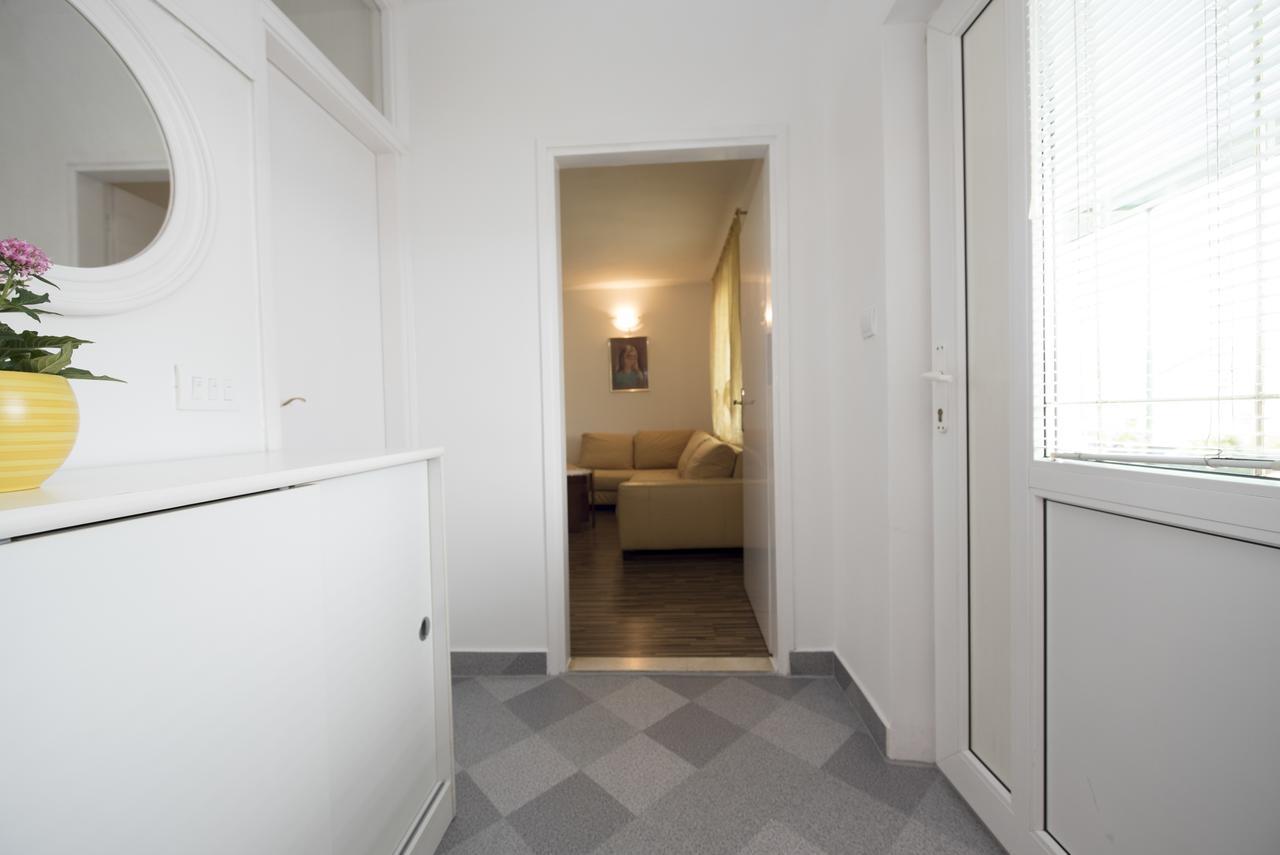 Apartment D&A สปลิท ภายนอก รูปภาพ